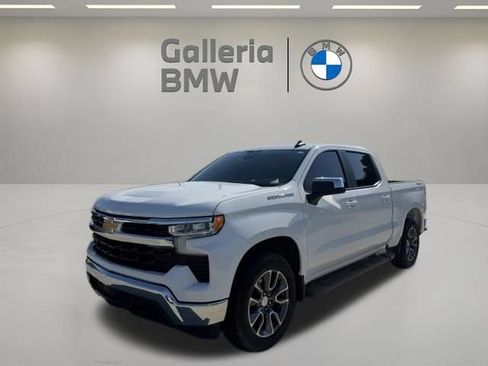 Used 2023 Chevrolet Silverado 1500 LT AWD/4WD image 1