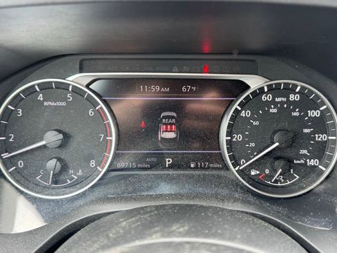 Used 2024 Nissan Rogue S AWD/4WD image 5