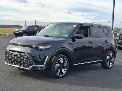 Certified 2023 Kia Soul GT-Line image 3