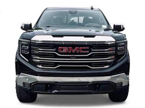 Used 2024 GMC Sierra 1500 SLT w/ SLT Premium Plus Package AWD/4WD image 3