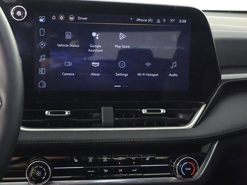 Used 2025 Chevrolet Equinox LT w/ Safety and Technology Package image 42