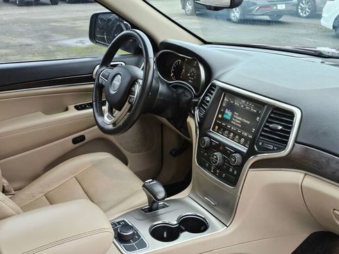 Used 2014 Jeep Grand Cherokee Limited w/ Luxury Group II image 11