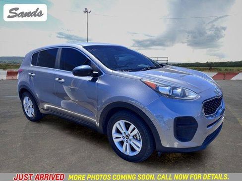 Used 2018 Kia Sportage LX FWD image 1