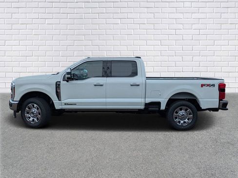 New 2026 Ford F250 Lariat w/ Lariat Ultimate Package AWD/4WD image 2