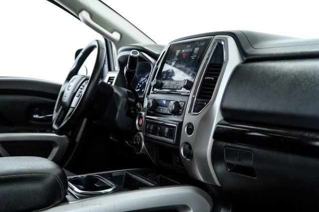 Used 2021 Nissan Titan SV w/ SV Convenience Package AWD/4WD image 22