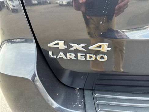 Used 2013 Jeep Grand Cherokee Laredo image 9