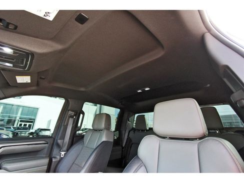 Used 2024 Chevrolet Silverado 1500 ZR2 w/ Technology Package image 27