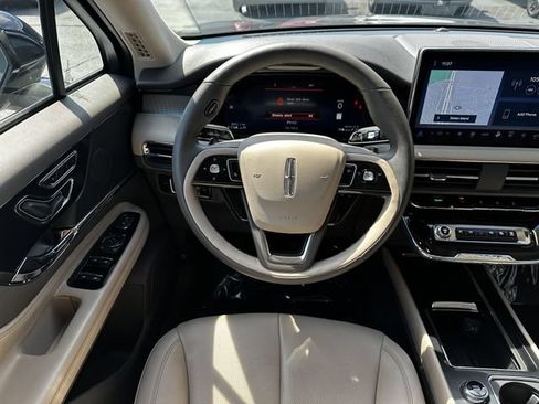 Certified 2023 Lincoln Corsair AWD w/ Equipment Group 101A image 14