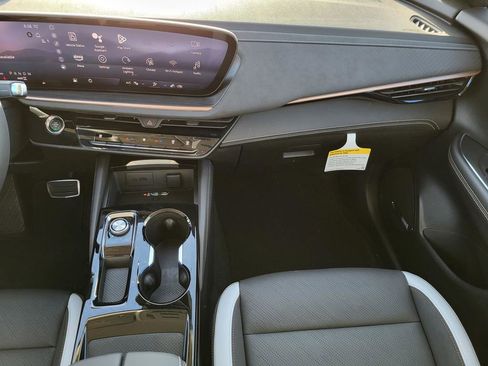 New 2025 Buick Envision Sport Touring image 5