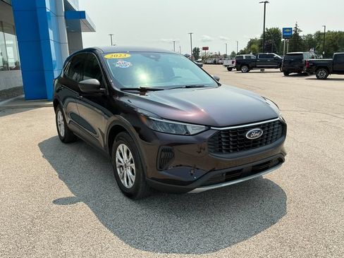 Used 2023 Ford Escape Active AWD/4WD image 11