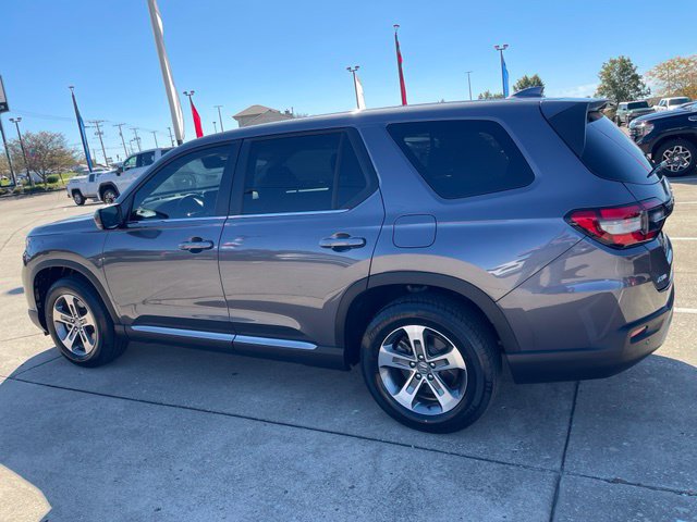 Used 2025 Honda Pilot EX-L image 4