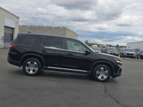 Used 2023 Honda Pilot EX-L image 9