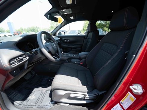 Certified 2024 Honda HR-V Sport image 9