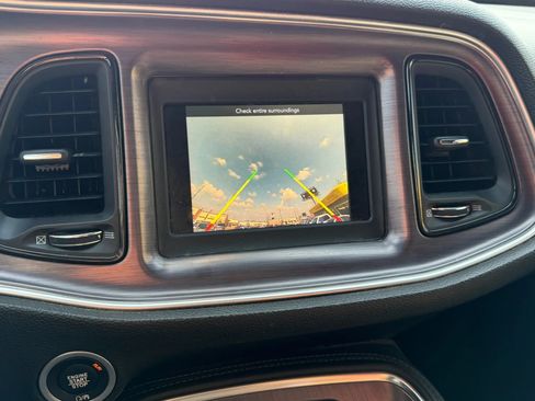 Used 2018 Dodge Challenger R/T RWD image 14