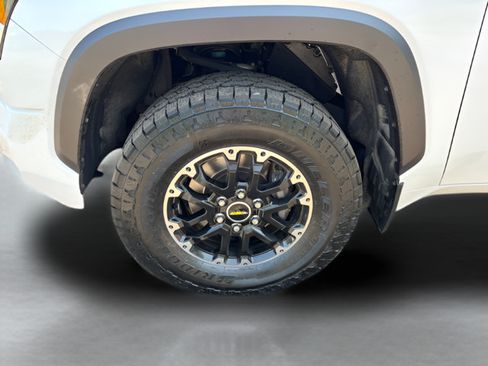 Used 2024 Toyota Tundra SR5 w/ TRD Off-Road Package AWD/4WD image 18