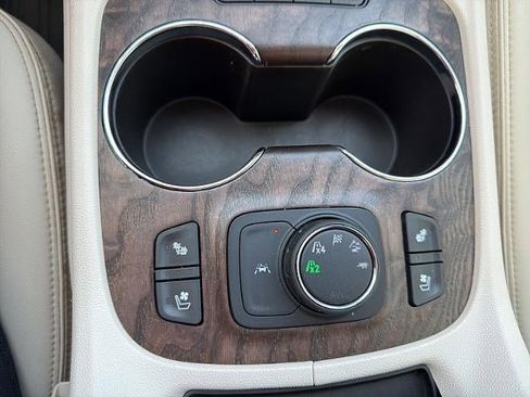 Used 2021 GMC Acadia Denali w/ Denali Ultimate Package image 32