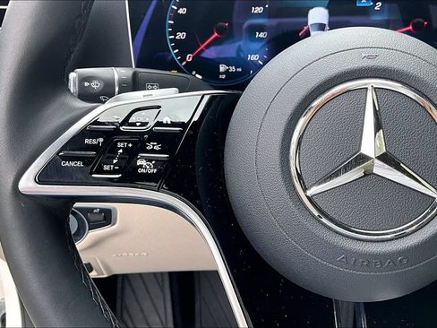 Used 2022 Mercedes-Benz E 350 4MATIC Sedan w/ Driver Assistance Package image 20