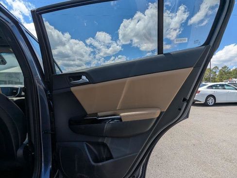 Used 2021 Kia Sportage SX image 24