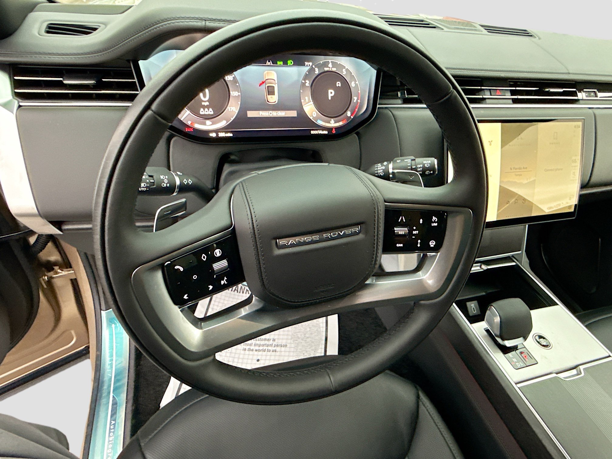 New 2026 Land Rover Range Rover Autobiography AWD/4WD image 39