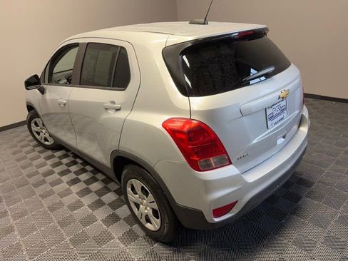Used 2017 Chevrolet Trax LS w/ Fleet Convenience Package FWD image 10