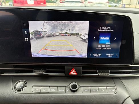 Used 2025 Hyundai Elantra SEL FWD image 32