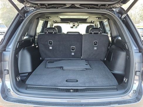 New 2026 Jeep Grand Cherokee Limited w/ Limited Altitude Package image 6