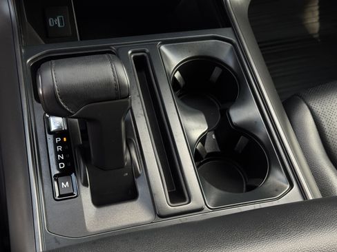 Used 2024 Ford F150 Lariat w/ FX4 Off-Road Package image 24