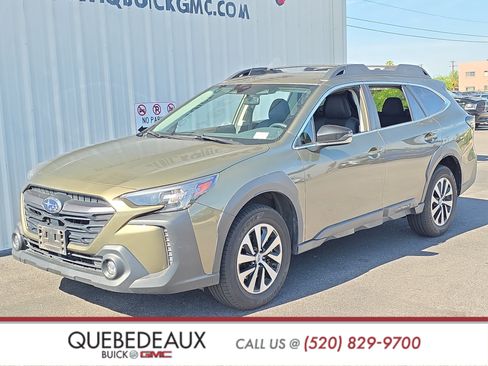 Used 2024 Subaru Outback Premium AWD/4WD image 3