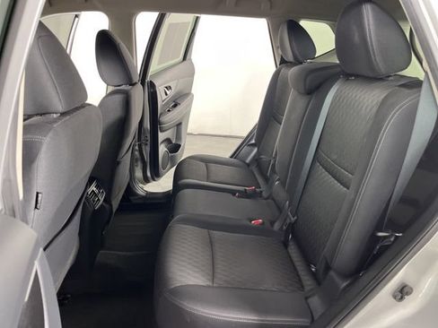 Used 2018 Nissan Rogue SV FWD image 49