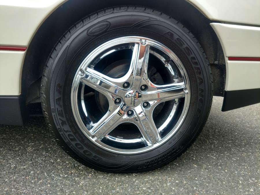 Used 1990 Cadillac Allante FWD image 26