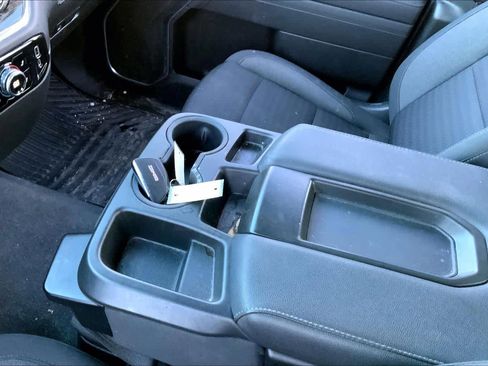 Used 2023 GMC Sierra 1500 Elevation image 17