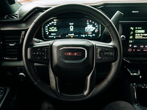 Used 2024 GMC Sierra 2500 AT4 w/ AT4 Premium Plus Package AWD/4WD image 25