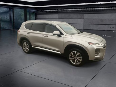 Used 2020 Hyundai Santa Fe SEL w/ Convenience Package image 2