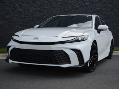 Used 2025 Toyota Camry SE