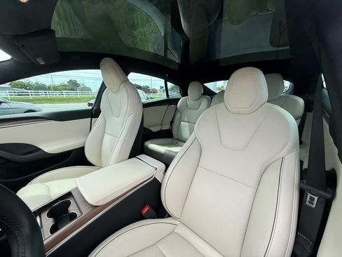 Used 2021 Tesla Model S Plaid AWD/4WD image 13