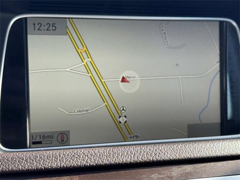 Used 2014 Mercedes-Benz E 350 4MATIC Sedan image 28