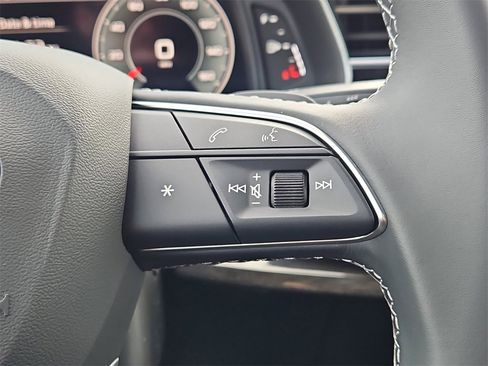 New 2026 Audi Q8 Premium Plus image 19
