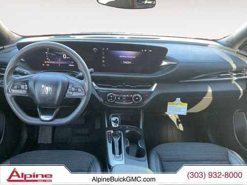 Used 2025 Buick Envista Preferred image 10