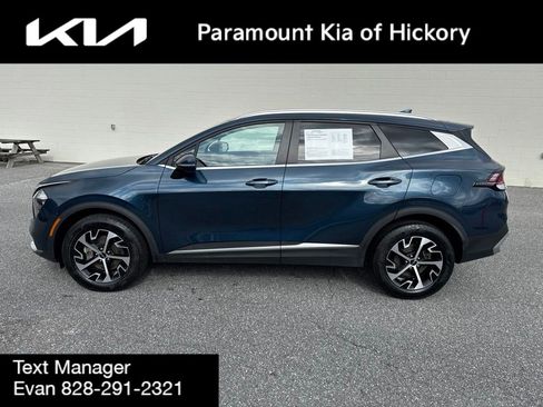 Used 2023 Kia Sportage EX AWD/4WD image 4