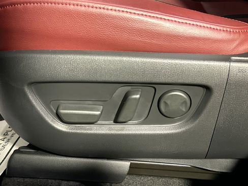 Used 2025 MAZDA CX-70 3.3 Turbo S w/ Premium Package image 15