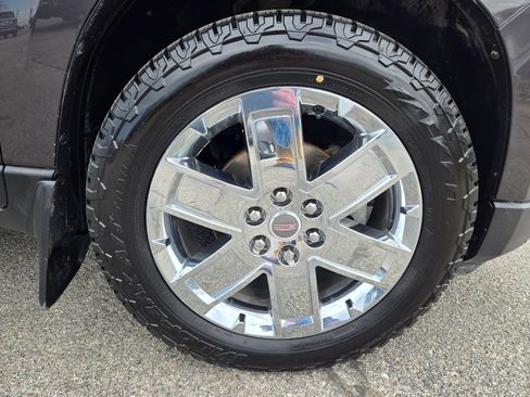 Used 2017 GMC Acadia Limited SLT image 22