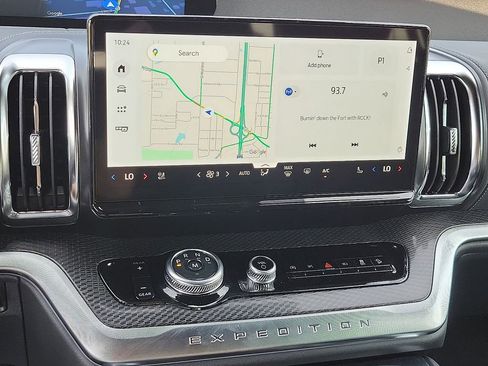 New 2025 Ford Expedition Max Platinum w/ Stealth Performance Package image 16