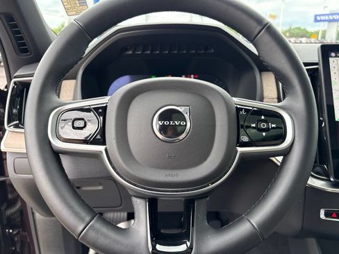 Certified 2025 Volvo XC90 B5 Core w/ Climate Package AWD/4WD image 19