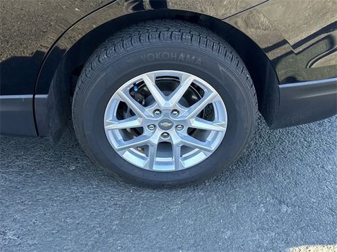 Used 2022 Chevrolet Equinox LT image 25