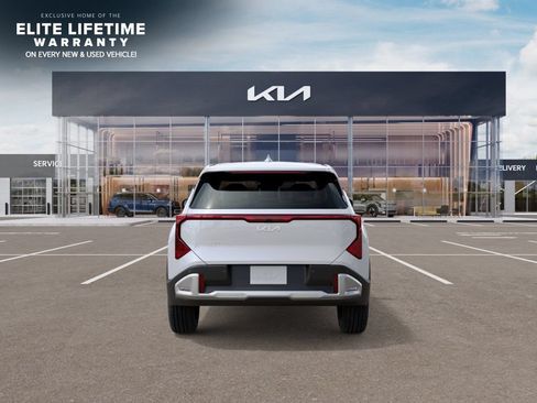 New 2027 Kia Seltos S FWD image 6
