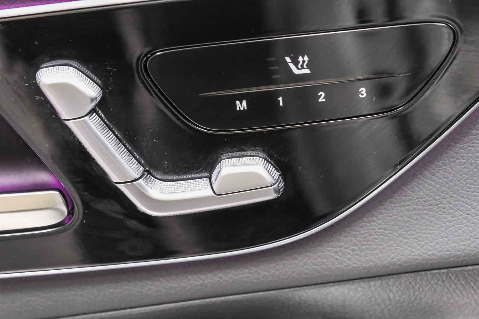 Used 2025 Mercedes-Benz GLC 350e 4MATIC image 27