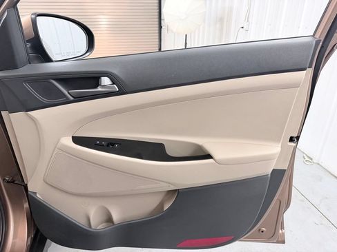Used 2016 Hyundai Tucson SE FWD image 31