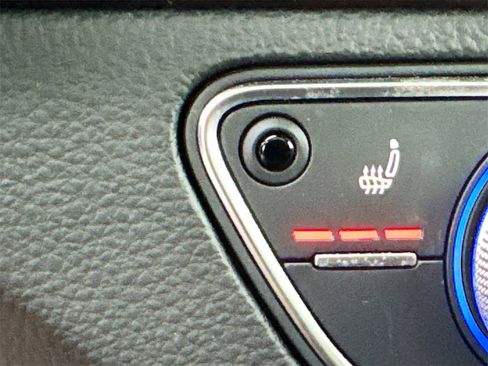 Used 2018 Audi Q5 2.0T Premium w/ Convenience Package image 20