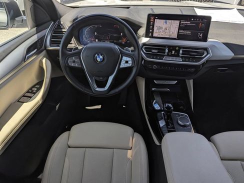 Used 2025 BMW X4 xDrive30i AWD/4WD image 14