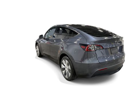 Used 2023 Tesla Model Y Long Range AWD/4WD image 4